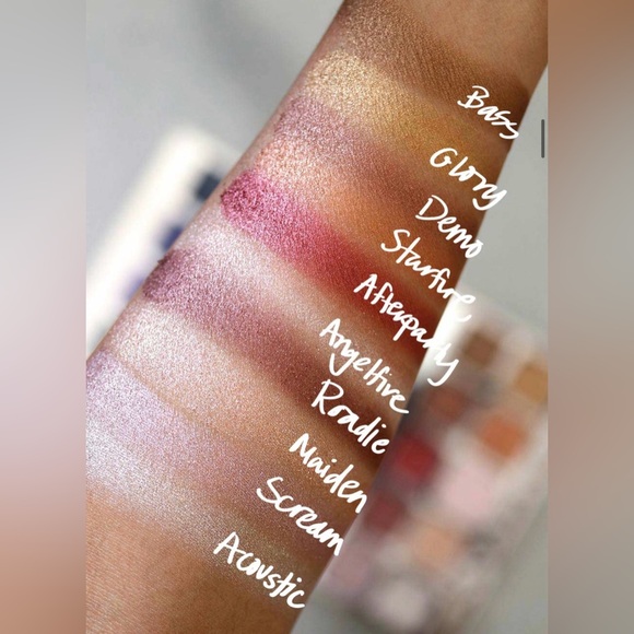 Urban Decay Heavy Metals Palette. - Picture 5 of 16